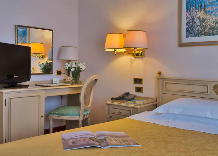 Grand Hotel Villa Politi